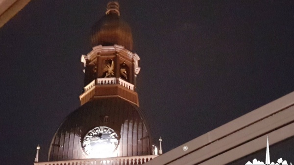 L'horloge de la cathédrale de Dôme