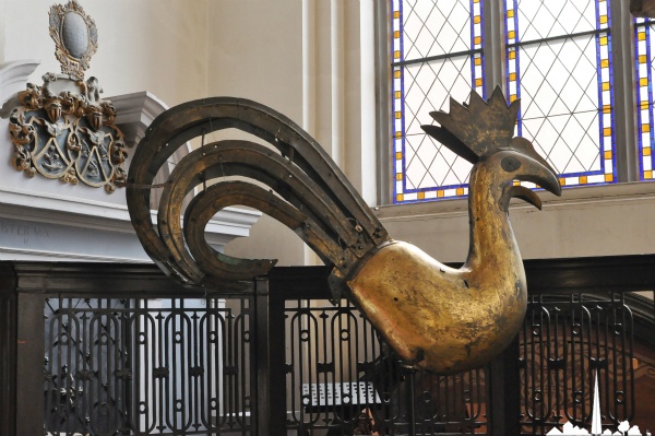 Le coq de l'ancien clocherde la Cathédrale de Dôme 