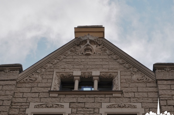 Fronton de l'hôtel Neiburgs