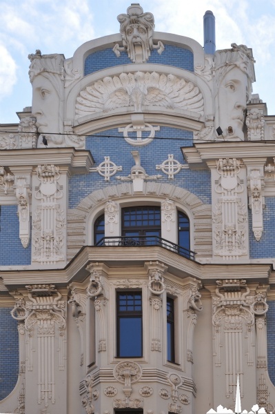 Détail de façade 10b de la rue Elizabetes