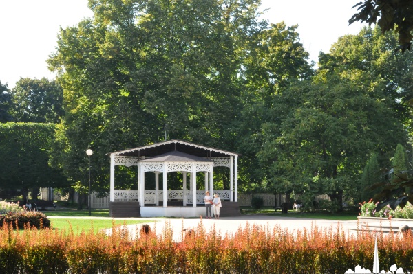 Petit kiosque à misique